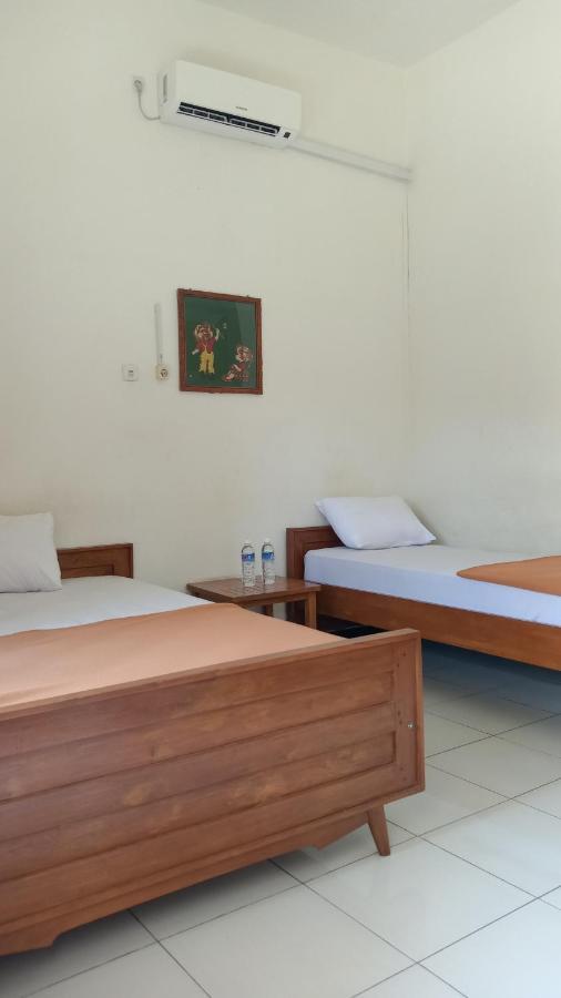 Hotel Tentrem Syariah Probolinggo Exterior photo